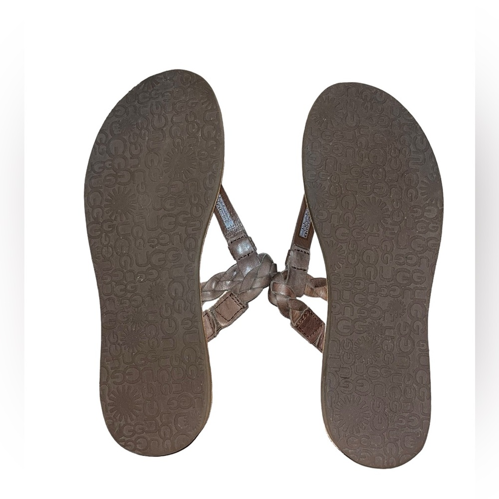 Like New Ugg “Bria” braided brown thong sandals Size 8 - Picture 6 of 8